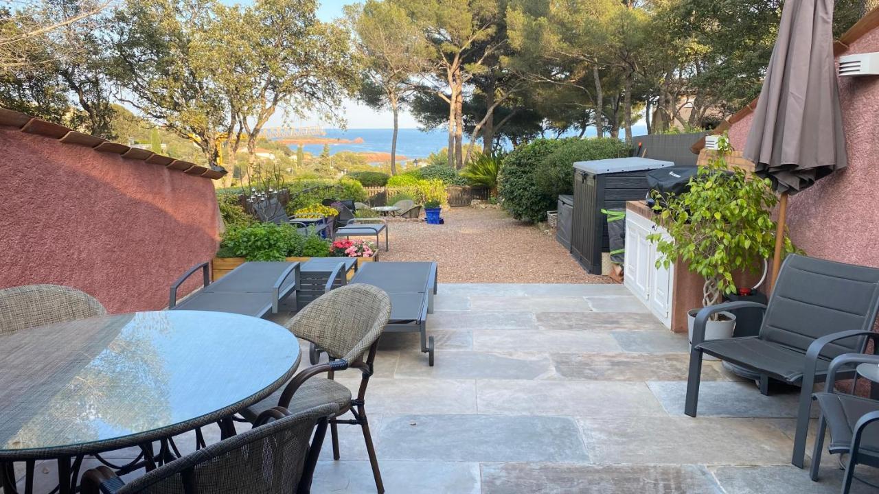 Bastidon Vue Mer Antheor-Cap-Roux Exterior photo